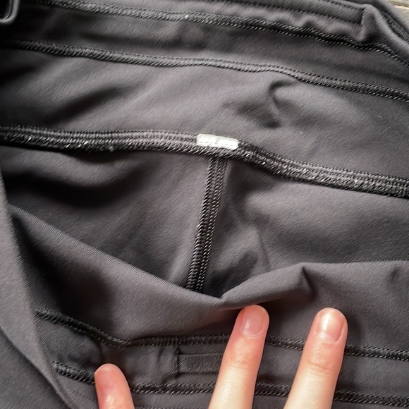 #20 Lululemon miles ahead leggings🍋 - Picture 6 of 10